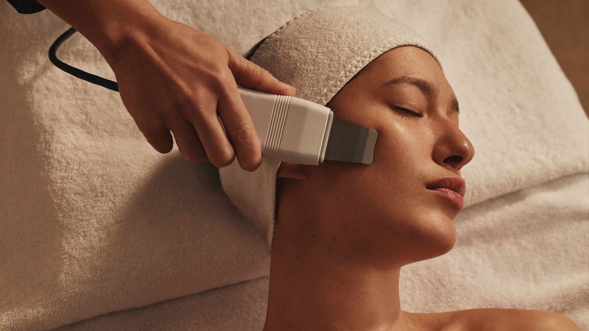 ELEMIS BIOTEC Facials Machine Led 